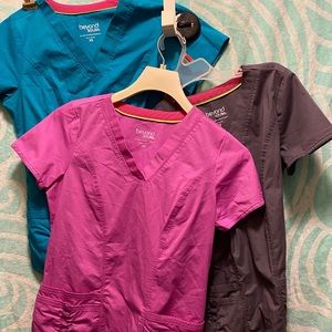 (3) set of Beyond Scrubs tops XS